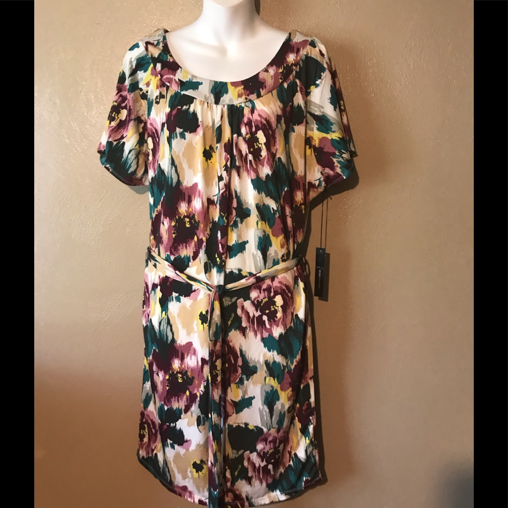 Bcbg Flowered Dress Size Xs